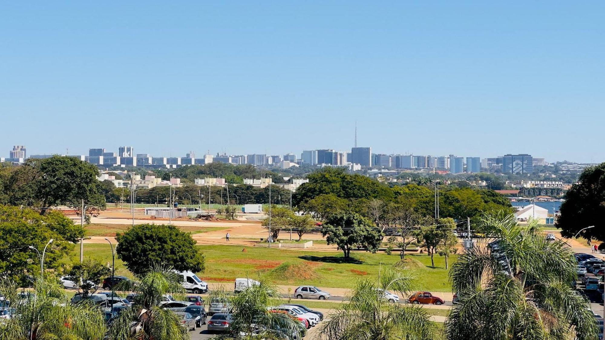 Flat 430 Lindo Com Vista Para O Lago Brasilia Bagian luar foto